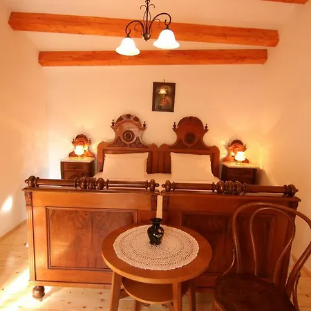 Krista * Miholascica